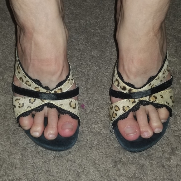 3/$15🌈Steve Madden Heels - Picture 2 of 12